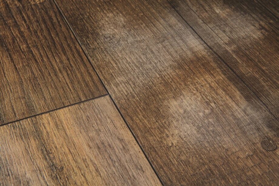 LVT Vinüülparkett QUICK STEP, Pulse Click, Sundown pine, faasitud