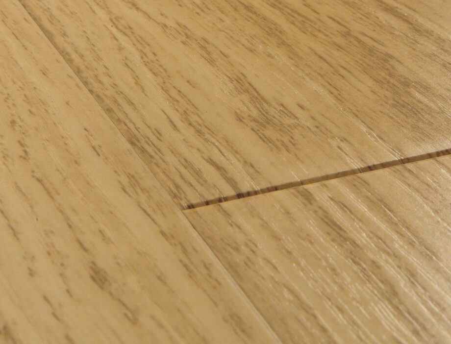 Laminaatparkett Quick-Step IMPRESSIVE ULTRA NATURAL VARNISHED OAK (tamm) – vaade 3