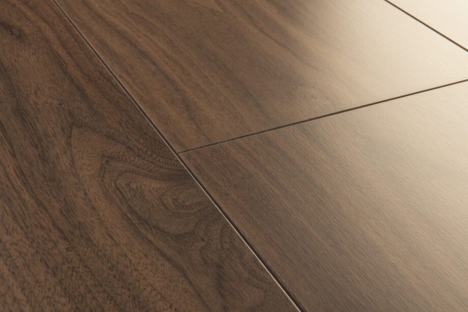 Laminaatparkett Quick-Step SIGNATURE Chic walnut (Ameerika pähkel) – vaade 2