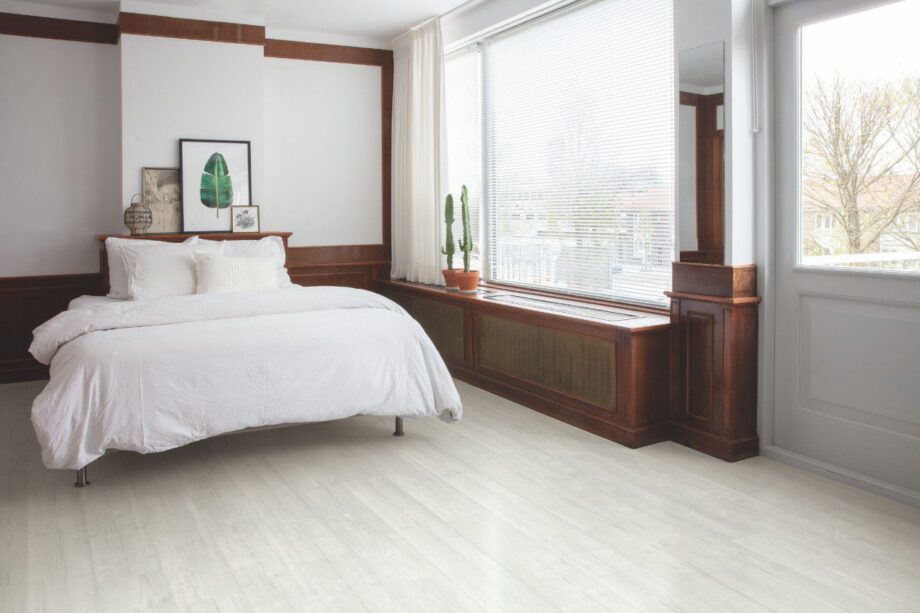 LVT Vinüülparkett QUICK STEP, Pulse Click, Snow Pine, faasitud – vaade 3