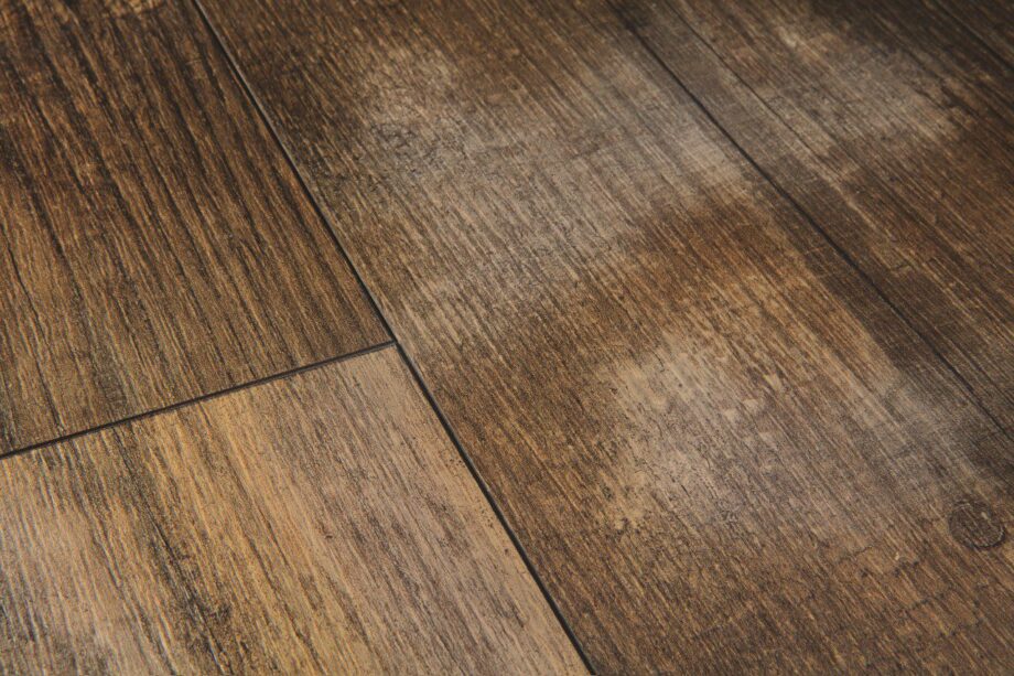 LVT Vinüülparkett QUICK STEP, Pulse Glue Plus, Sundown pine, faasitud – vaade 2