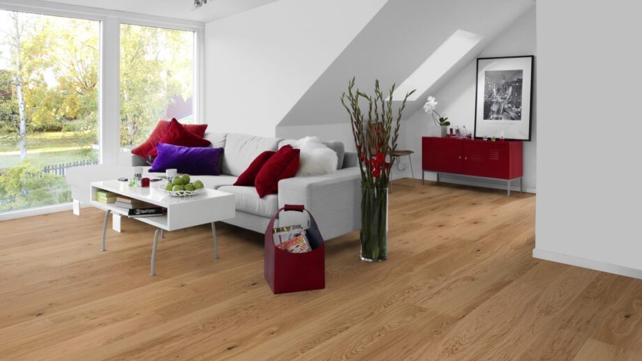 Parkett Tarkett, Pure, Tamm Rustic Plank, 1-lip, 2 külge mikrofaas, harjatud, Proteco Natura matt lakk – vaade 4