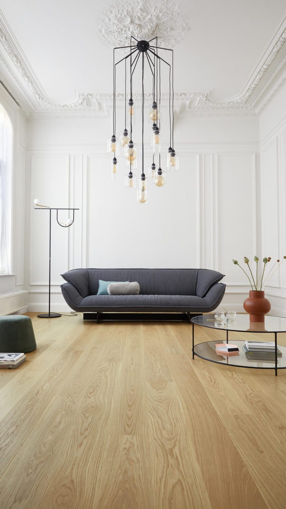 Parkett Tarkett, Shade, Tamm Essence Plank XT, 1-lip, 2 külge mikrofaas, harjatud, peits ja Proteco Natura matt lakk – vaade 2