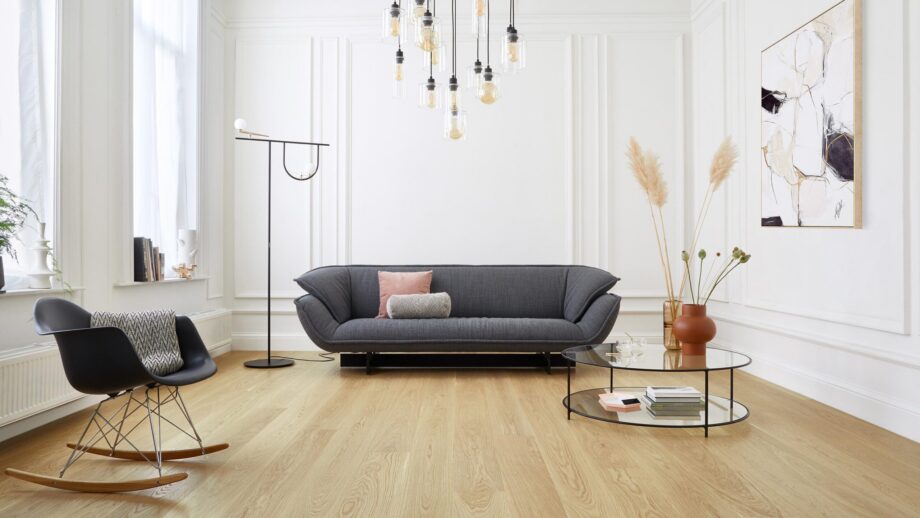 Parkett Tarkett, Shade, Tamm Essence Plank XT, 1-lip, 2 külge mikrofaas, harjatud, peits ja Proteco Natura matt lakk – vaade 5