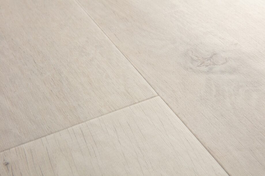 Vinüülparkett SPC Quick Step cotton oak white blush alpha medium planks, faasitud