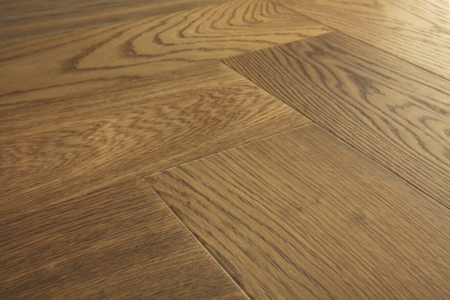 Kalasaba parkett tamm, Quick Step, disegno cinnamon raw, faasitud, eriti matt lakk – vaade 7 Kalasaba parkett tamm, Quick Step, disegno cinnamon raw, faasitud, eriti matt lakk – vaade 7