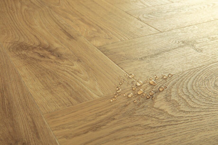 Kalasaba LVT vinüülparkett Quick-Step Pristine Fall Oak Natural – vaade 3
