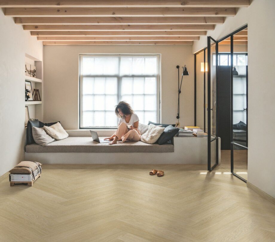 LVT kalasaba parkett Quick-Step Pristine serene oak light natural – vaade 6 LVT kalasaba parkett Quick-Step Pristine serene oak light natural – vaade 6