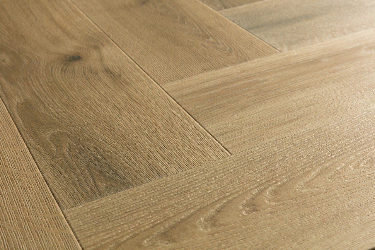 Herringbone laminate floor Quick-Step Impressive Design Charred Oak color and design description