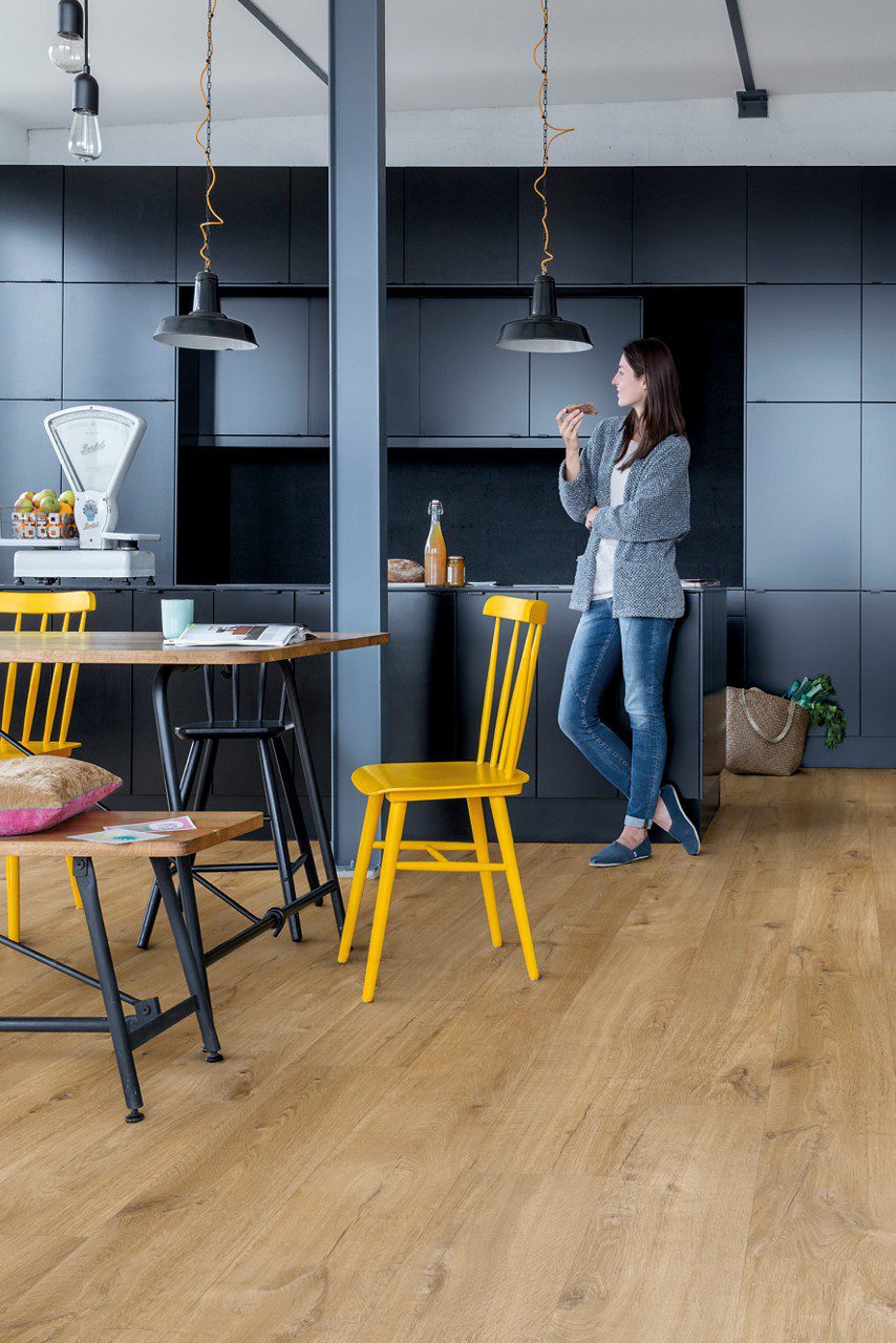 LVT põrandakate Quick-Step Bloom Cotton Oak Natural – vaade 4