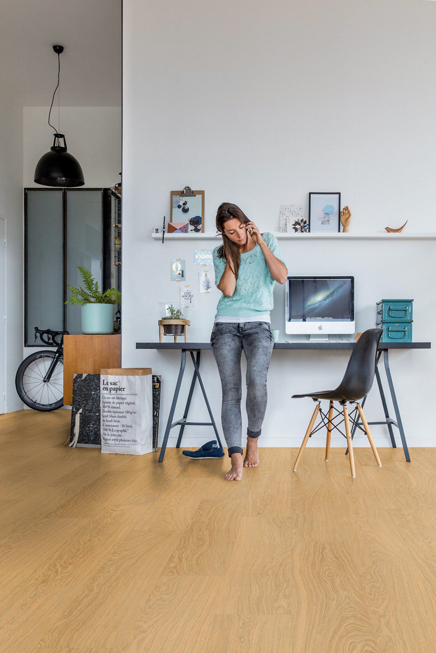 Vinüülparkett Quick-Step Bloom Pure Oak Honey – vaade 3