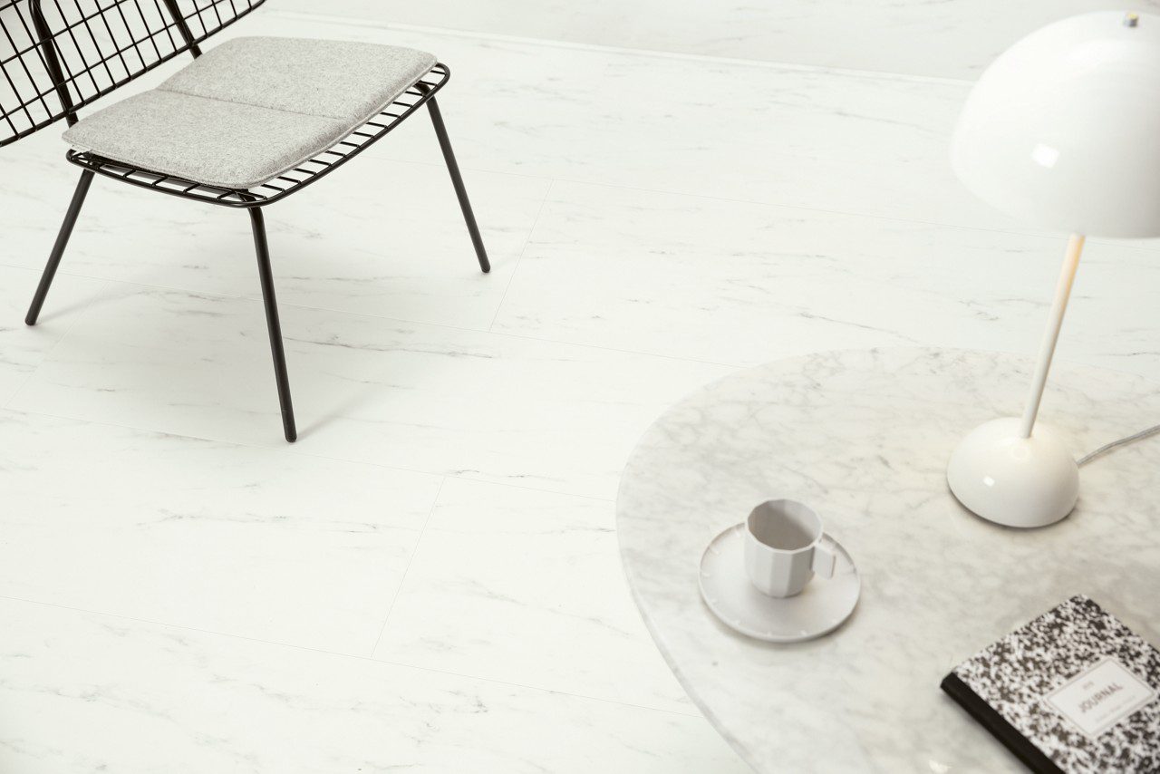 LVT põrandakate Quick-Step Oro Marble Carrara White