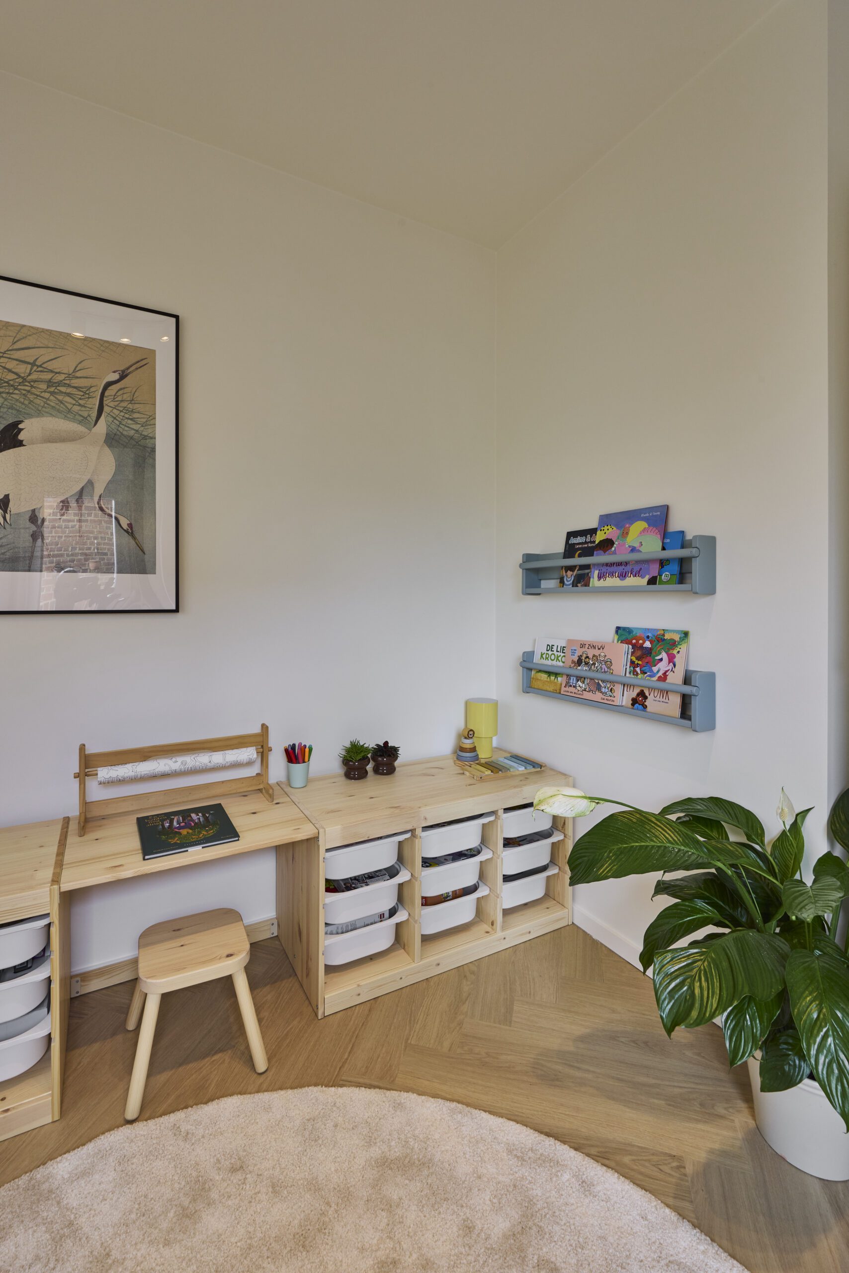 Tugevdatud südamikuga LVT kalasaba vinüülparkett Floorify Uni F301