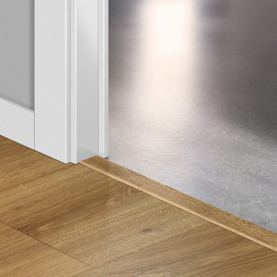 Incizo 5in1 üleminekuliist Quick-Step Desert Oak Warm Natural laminaadile, 13x48x2150 mm Incizo 5in1 üleminekuliist Quick-Step Desert Oak Warm Natural laminaadile, 13x48x2150 mm