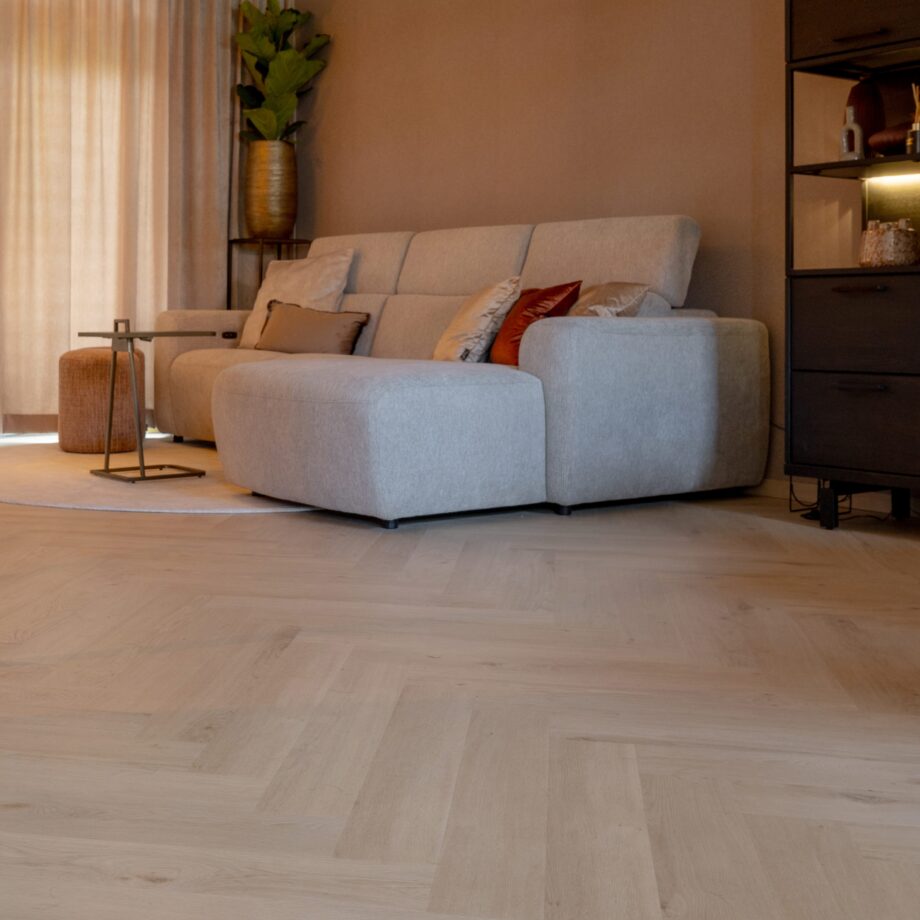 Liimitav kalasaba vinüülparkett Floorify Gluedown Large Hirame FG600 – vaade 2