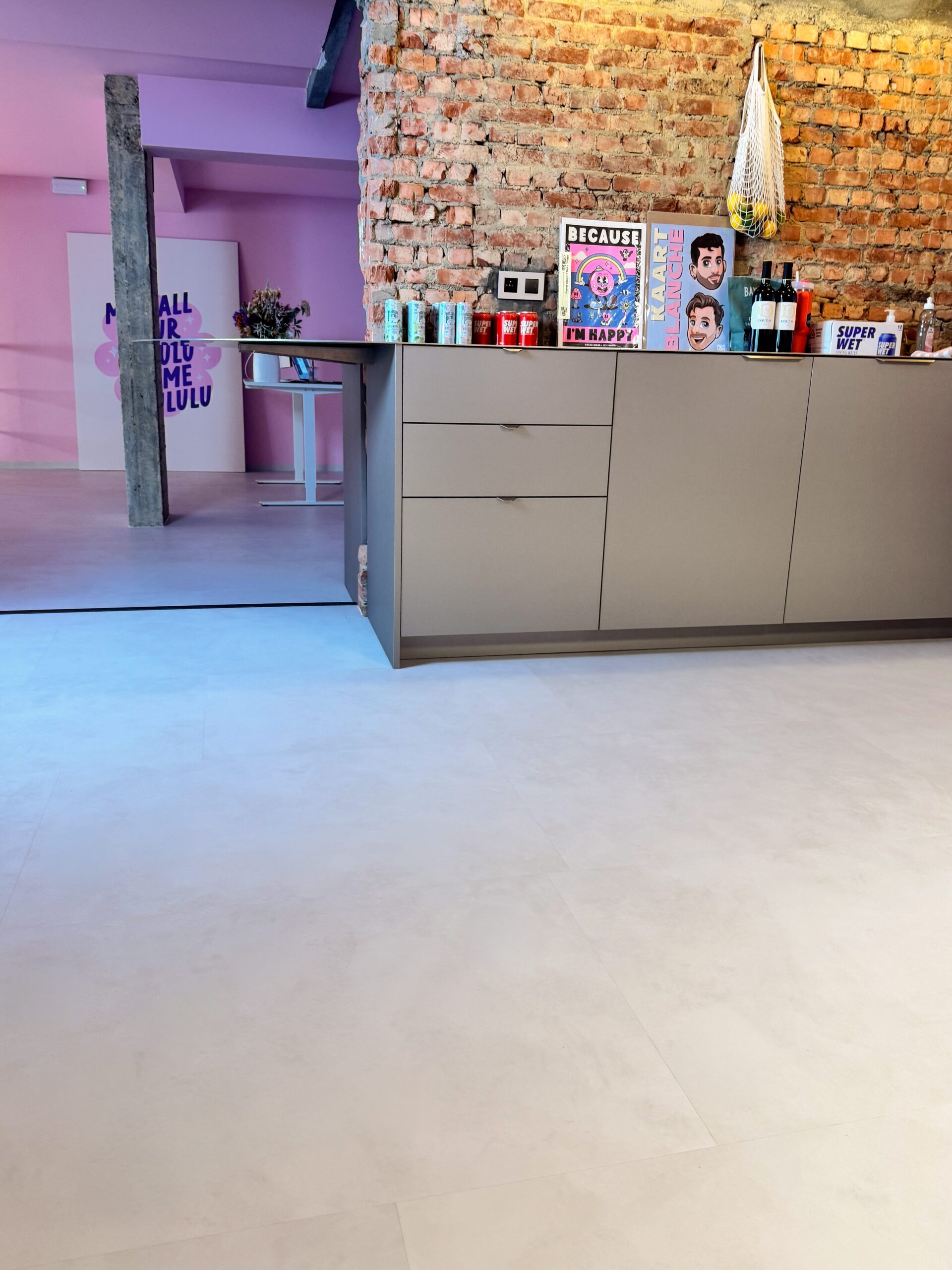 Liimitav vinüülplaat Floorify Gluedown Big Tile Coquille FG029 – vaade 2