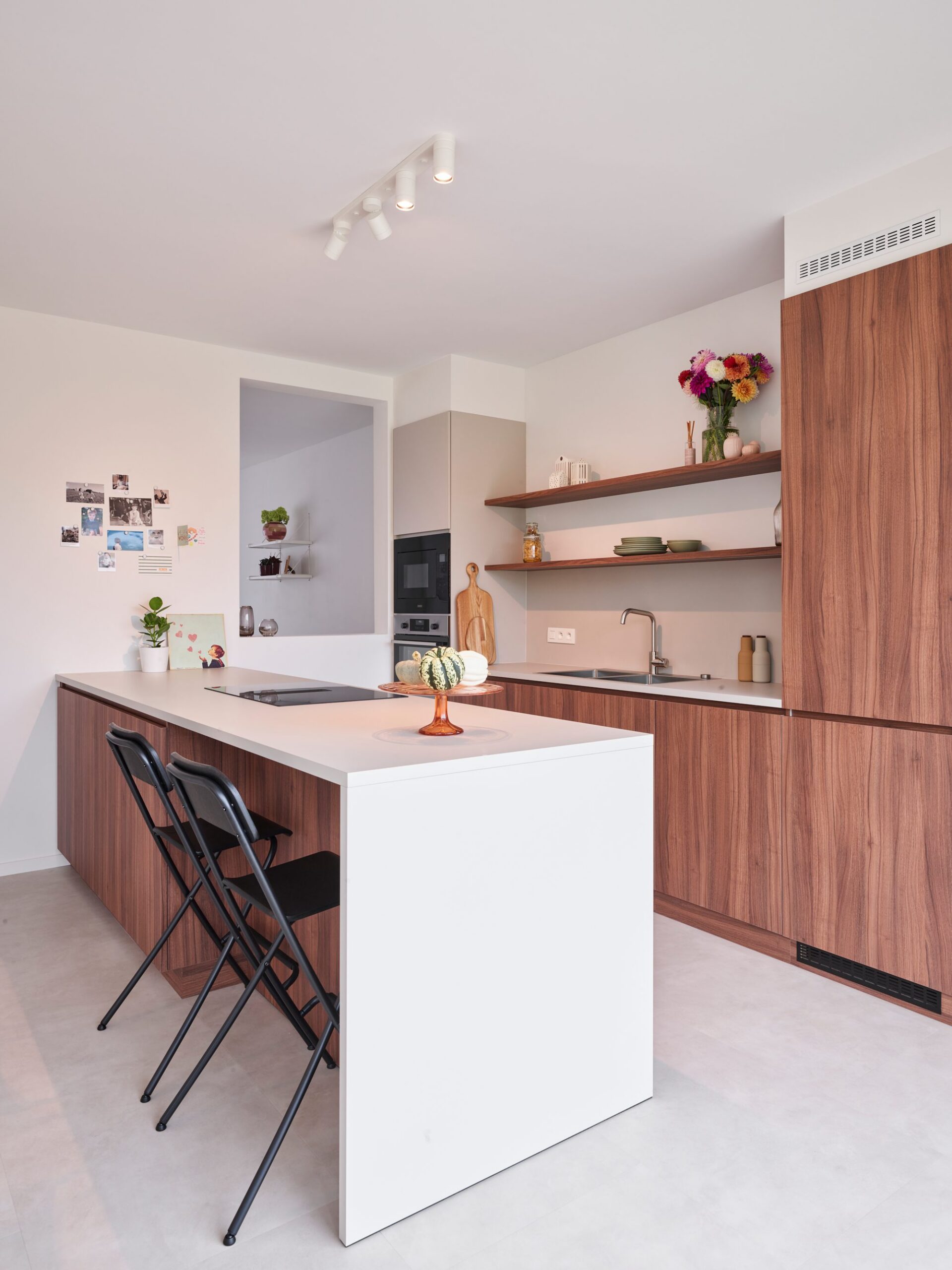 Liimitav vinüülplaat Floorify Gluedown Big Tile Jellyfish FG028 – vaade 3