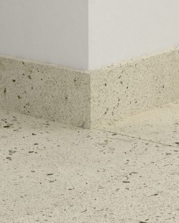 Põrandaliist Quick-Step Pebble Concrete LVT vinüülparketile, veekindel, 12x58x2400 mm