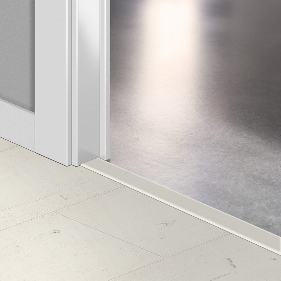 Incizo 5in1 üleminekuliist Quick-Step Painted Oak White laminaadile, 13x48x2150 mm