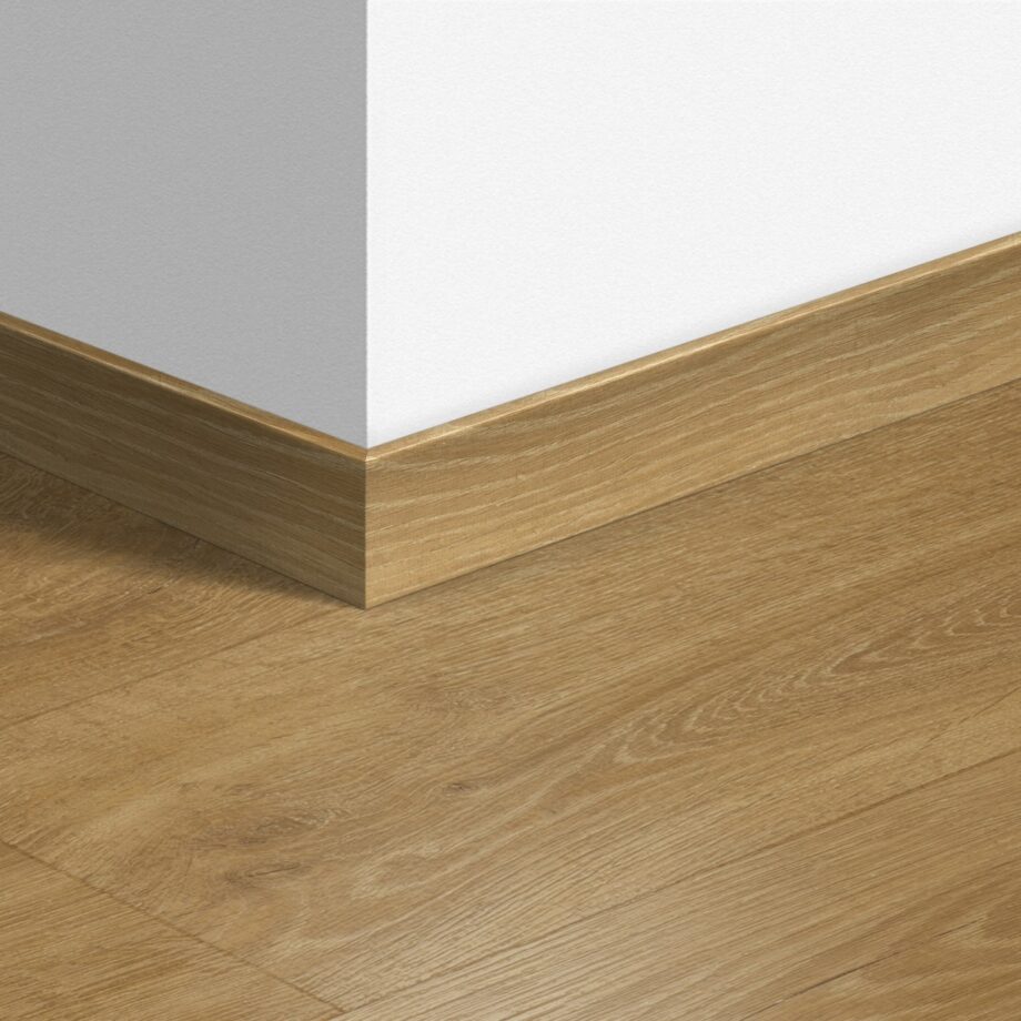 qssk03546-1 Põrandaliist tamm Quick-Step Woodland Oak Natural laminaadile, MDF, 12x58x2400 mm