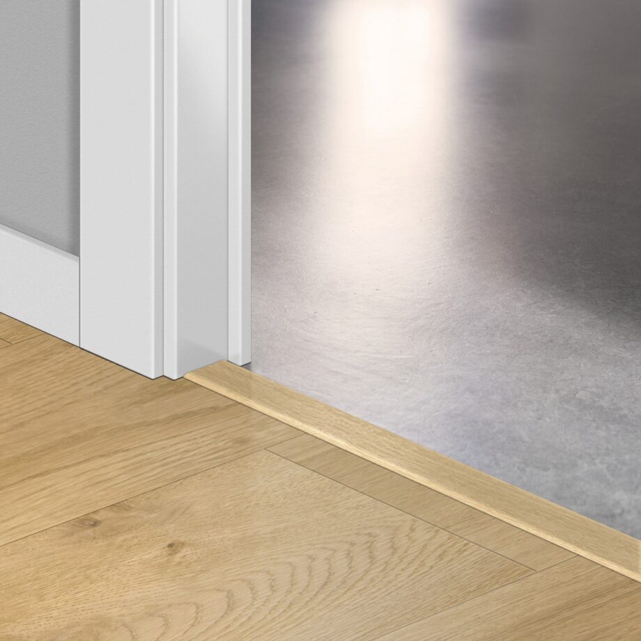 qsvincp40018-1 Incizo 5in1 üleminekuliist Quick-Step Drift Oak Beige LVT vinüülparketile (Alpha), 8x45x2000 mm