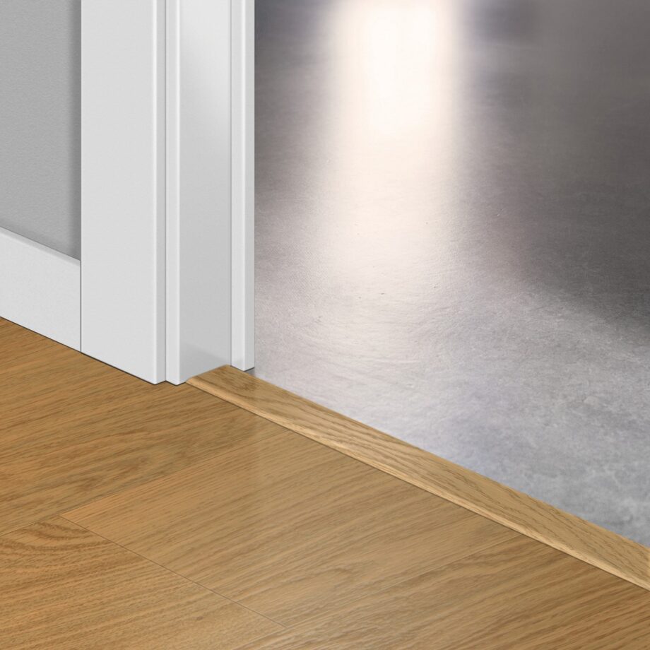 qsvincp40098-1 Incizo 5in1 üleminekuliist Quick-Step Pure Oak Honey LVT vinüülparketile (Alpha), 8x45x2000 mm