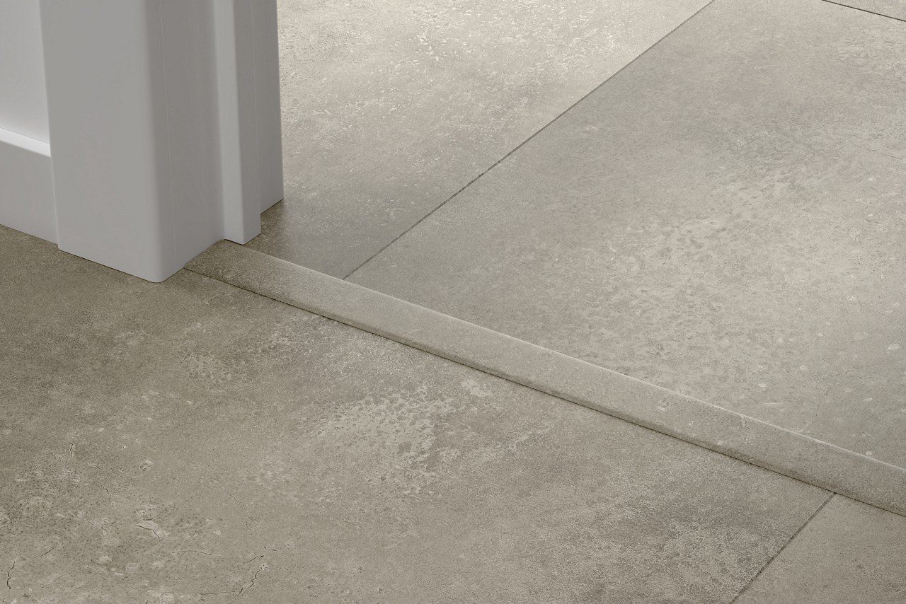 Incizo 5in1 üleminekuliist Quick-Step Cloudy Concrete LVT vinüülparketile (Alpha), 8x45x2000 mm
