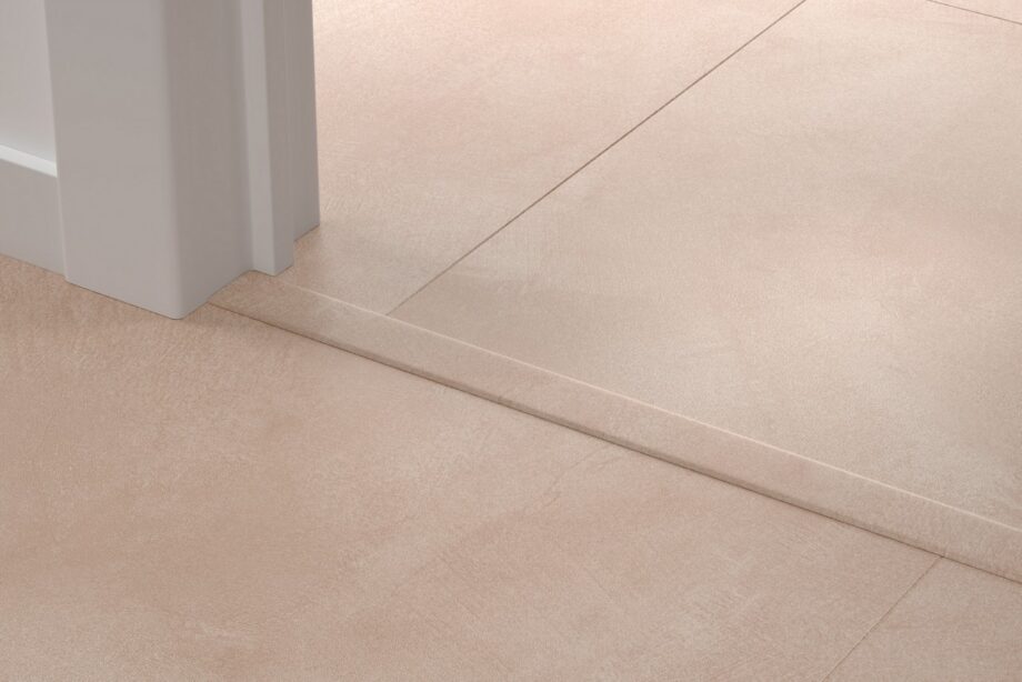 qsvincp40333-1 Incizo 5in1 üleminekuliist Quick-Step Soft Blush LVT vinüülparketile (Alpha), 8x45x2000 mm