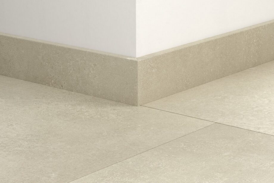Põrandaliist Quick-Step Sandstone Concrete LVT vinüülparketile, veekindel, 12x58x2400 mm
