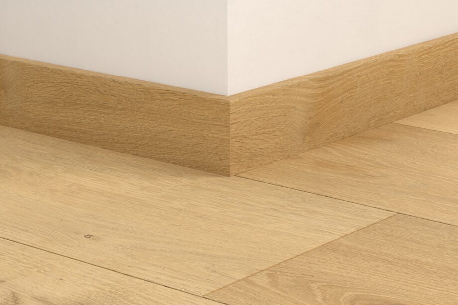 Põrandaliist tamm Quick-Step Elegant Oak Natural LVT vinüülparketile, veekindel, 12x58x2400 mm