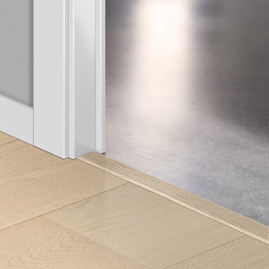 qswincp01340-1 Incizo 5in1 üleminekuliist Quick-Step Polar Oak Matt parketile, puitspoon, 17x54x2150 mm