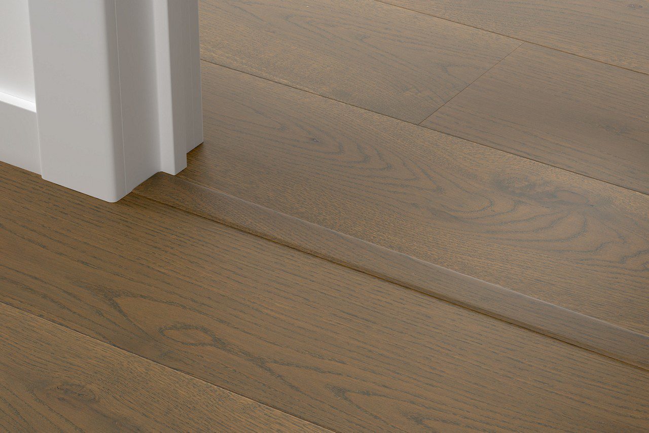 Incizo 5in1 üleminekuliist Quick-Step Brown Vintage Oak Extra Matt parketile, puitspoon, 17x54x2150 mm
