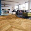 Parkett Tamm, Caramel, 1-lip, faasitud, harjatud, matt lakk, prantsuse kalasaba – vaade 2