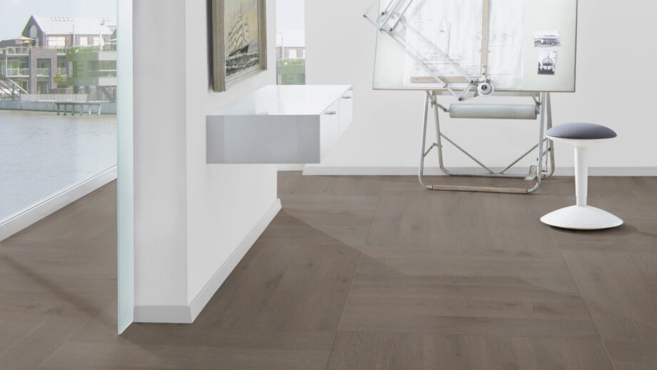 Parkett Tamm, ter Hürne, Oak basalt brown, harjatud, faasitud, eriti matt lakk – vaade 3
