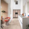 4832_10586_vinyylilattia-spc-quick-step-coral-rock-alpha-tiles-viistetty