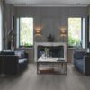Vinüülparkett SPC Quick Step silk oak dark grey alpha small planks, faasitud – vaade 3