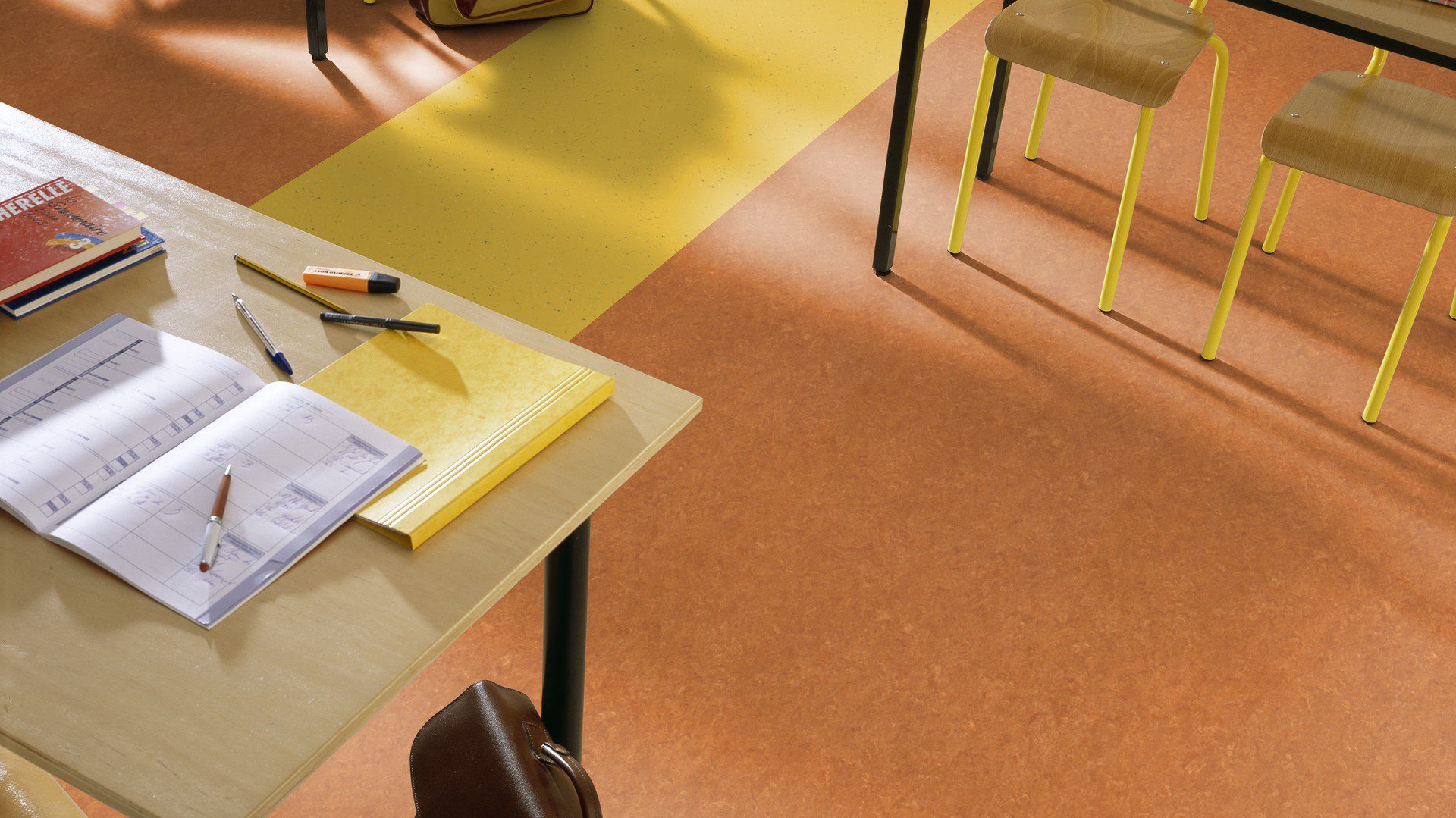 Linoleum Gerflor Marmorette 0073 Spicy Orange – vaade 3
