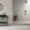 Terrazzo mustriga matt keraamiline põrandaplaat Tau Clemon Silver, 60×60 ja 60×120 cm, hõbehall, R10, rektifitseeritud – vaade 6 Terrazzo mustriga matt keraamiline põrandaplaat Tau Clemon Silver, 60x60 ja 60x120 cm, hõbehall, R10, rektifitseeritud – vaade 6