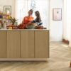 spc-porandakate-kalasaba-quick-step-ciro-botanic-beige SPC põrandakate kalasaba Quick-Step Ciro Botanic Beige paigaldatud köögi põrandale