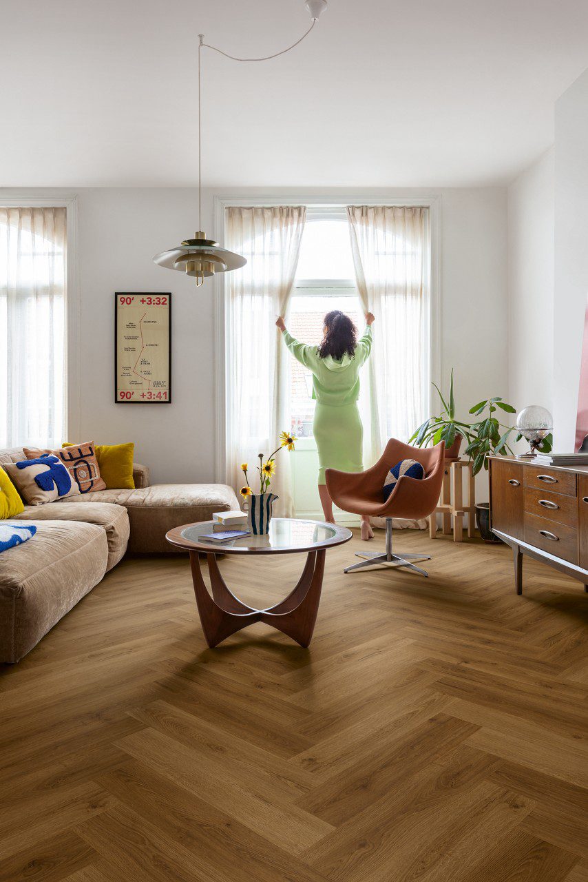 Vinüülparkett kalasaba Quick-Step Ciro Botanic Caramel Oak – vaade 5