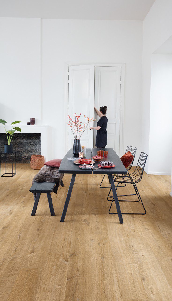 LVT põrandakate Quick-Step Bloom Cotton Oak Natural – vaade 3