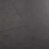 LVT parkett Quick-Step Oro Black Slate looduskivi disaini ja tumehalli tooniga.