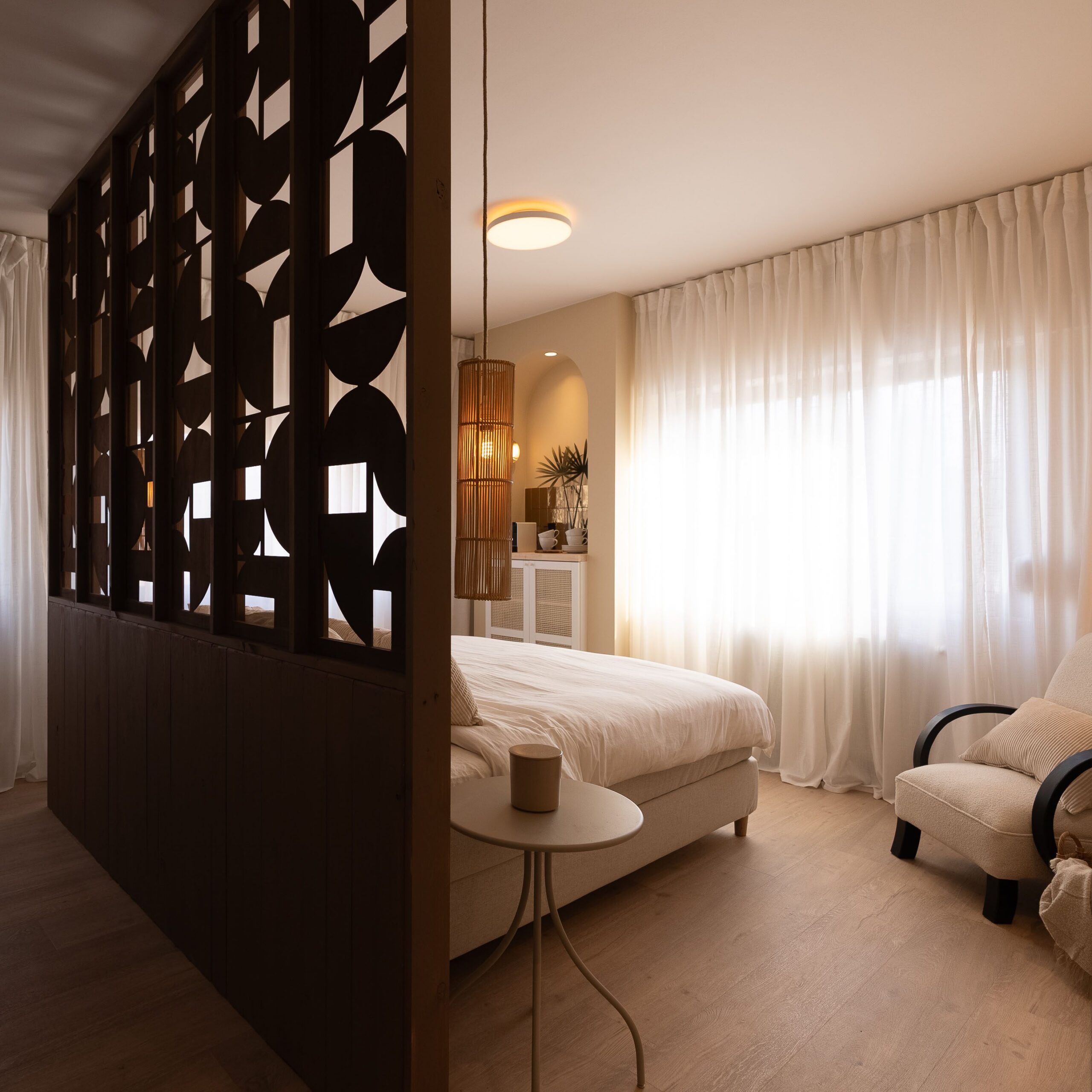 Liimitav vinüülparkett Floorify Gluedown Long Plank Latte FG034 – vaade 3