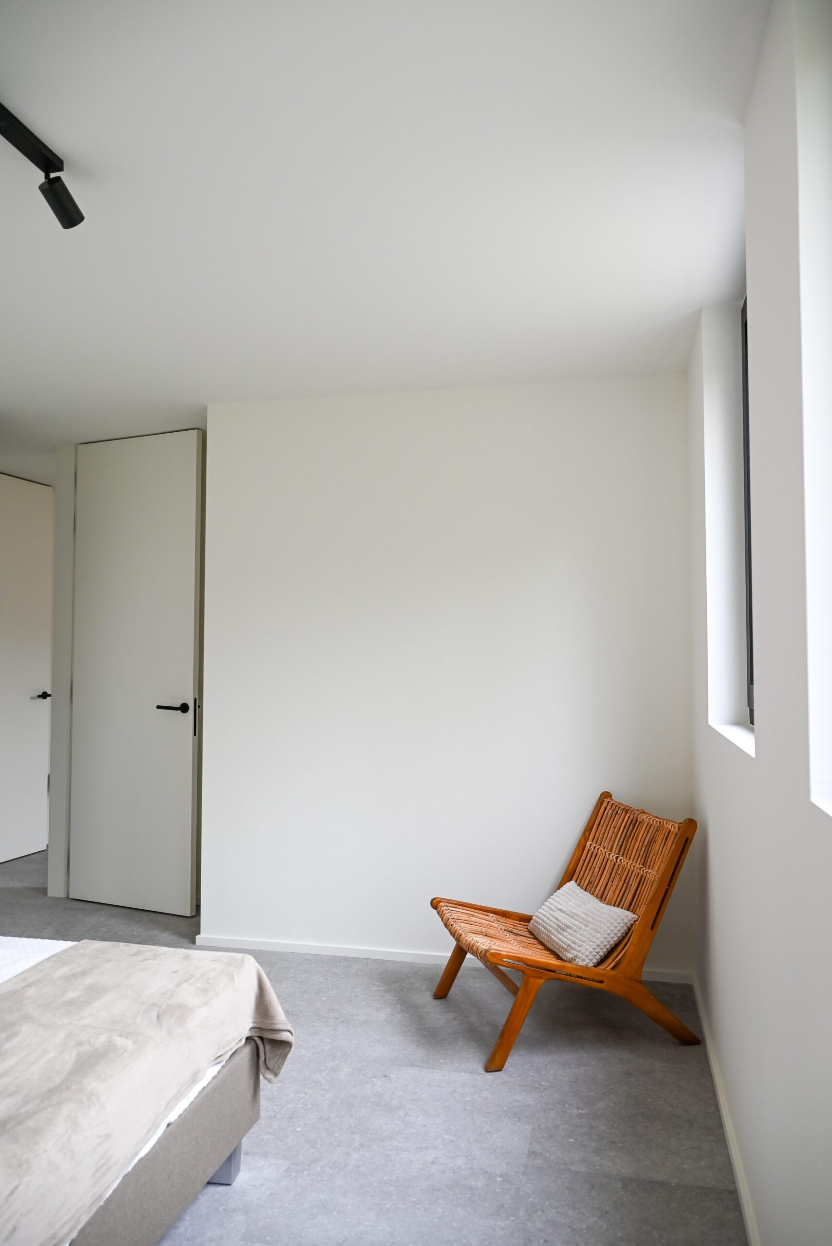 Liimitav vinüülplaat Floorify Gluedown Big Tile Etna FG031 – vaade 3