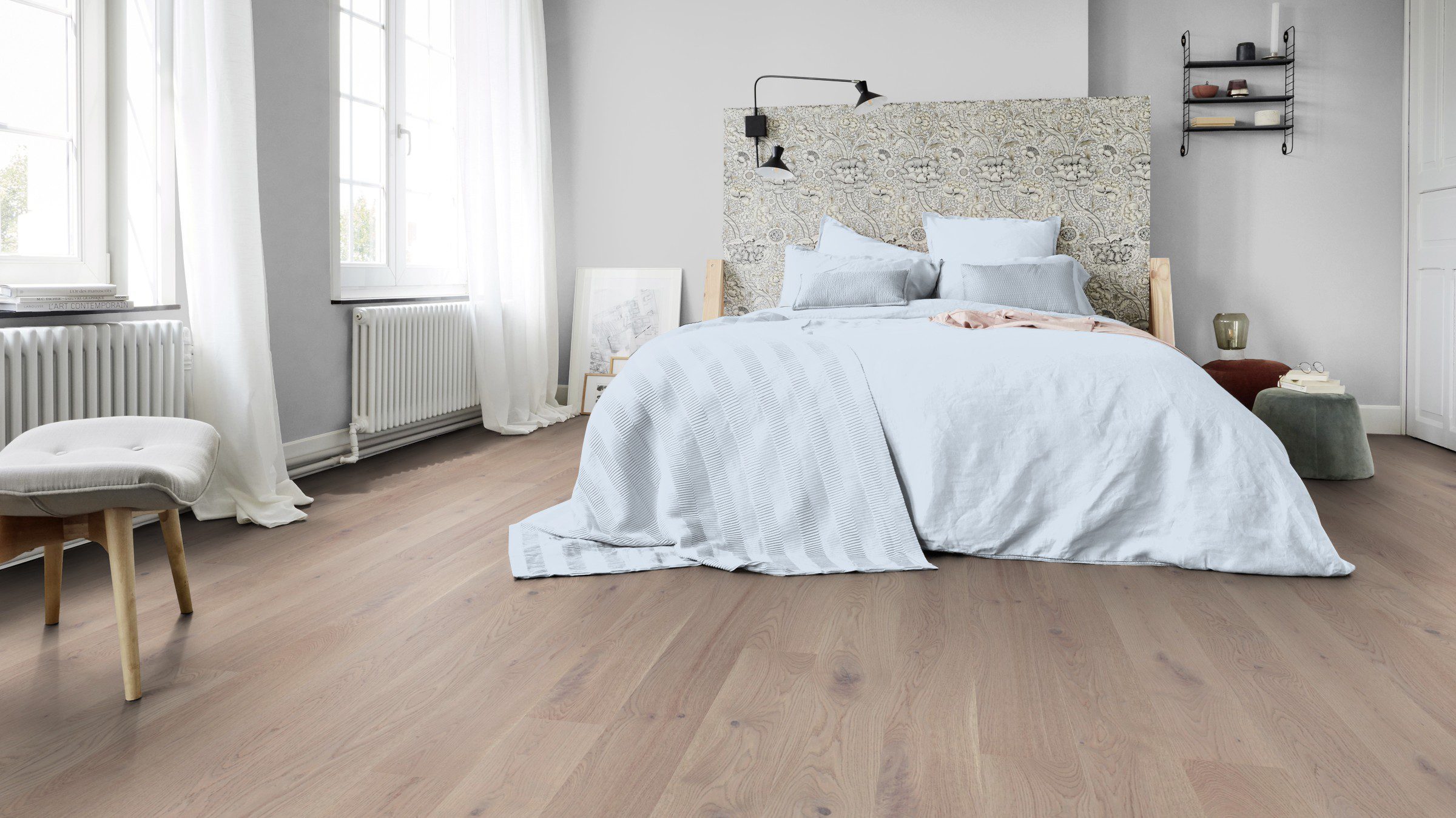 Parkett Tarkett, Grace, Tamm Grey Chiffon (hall) Plank, 1-lip, 2 külge mikrofaas, harjatud, Proteco ExtraMatt matt lakk – vaade 3
