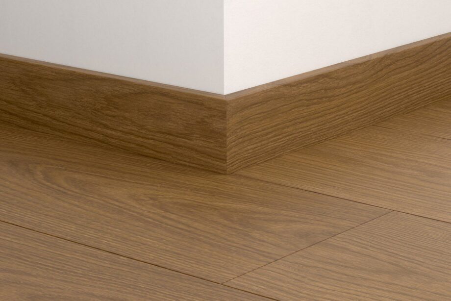 Põrandaliist tamm Quick-Step Cocoa Oak LVT vinüülparketile, veekindel, 12x58x2400 mm
