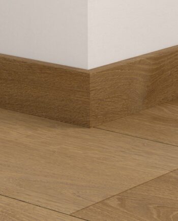 Põrandaliist tamm Quick-Step Elegant Oak Fumed LVT vinüülparketile, veekindel, 12x58x2400 mm