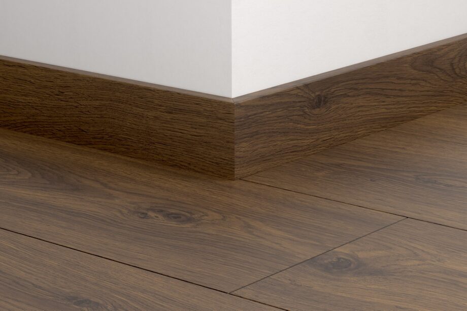 Põrandaliist tamm Quick-Step Peanut Brown Oak laminaadile, MDF, 12x58x2400 mm