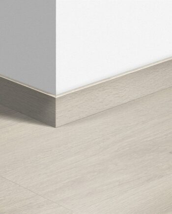 Sokliliist Quick-Step Sea Breeze Oak Light LVT vinüülparketile, veekindel, 12x58x2400 mm
