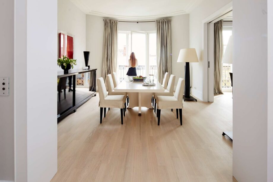Tamme parkett Bauwerk Cleverpark 1250 Farina 14 B-Protect harjatud – interjöör Tamme parkett Bauwerk Cleverpark 1250 Farina 14 B-Protect harjatud – interjöör
